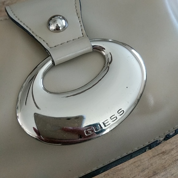 Beige structured baguette purse w silver hardware - Picture 4 of 6